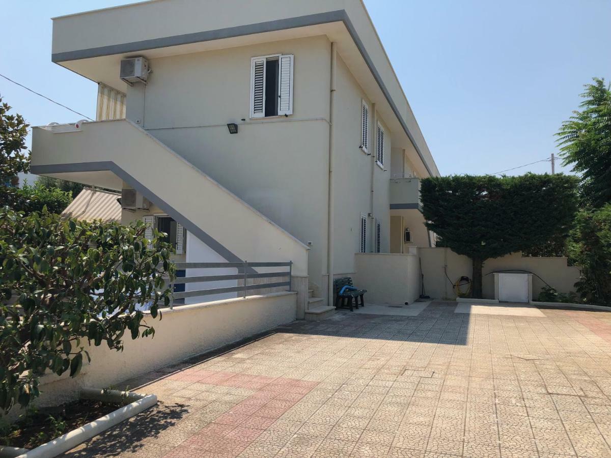 Apartament Brezza Di Mare Torre Canne Zewnętrze zdjęcie